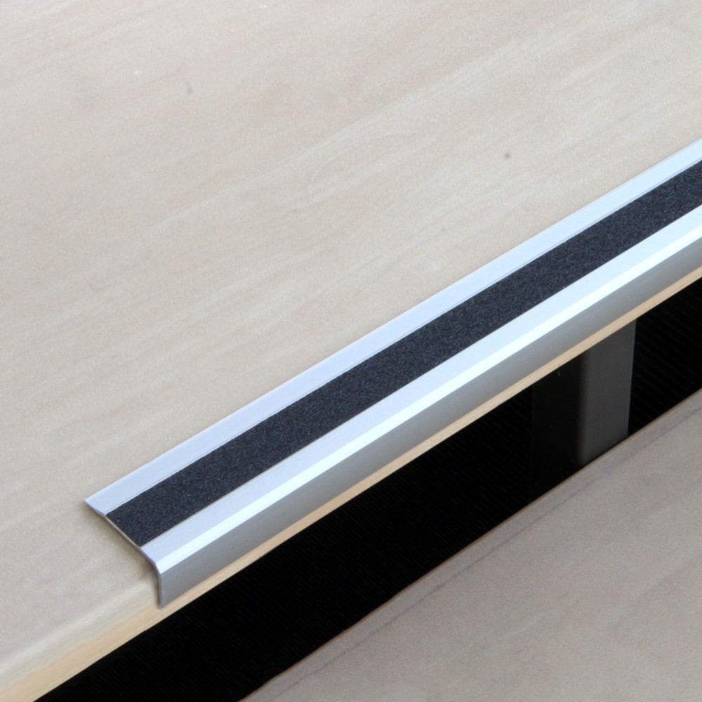 Antirutsch-Treppenkantenprofil, Universal, schwarz, Aluminium, Breite 610 mm