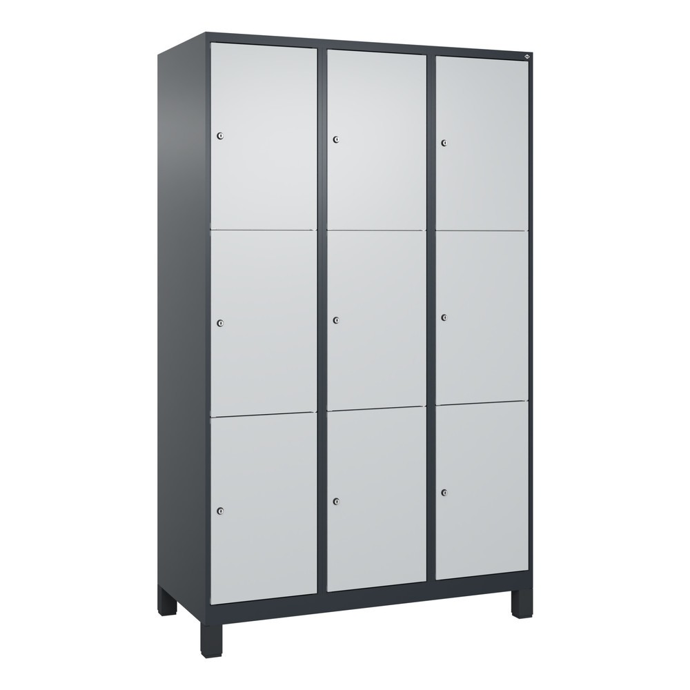 C+P Schließfachschrank Classic PLUS, Füße, 3 Abteile, HxBxT 1.950 x 1.200 x 500 mm, anthrazitgrau, lichtgrau, 9 Fächer, Zylinderschloss