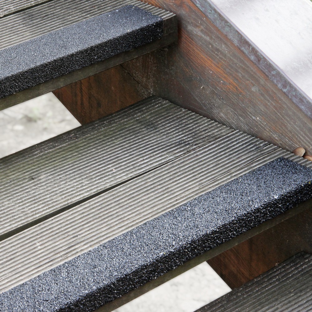 Treppenkantenprofil aus GFK Extra Stark, schwarz, Länge 800 mm